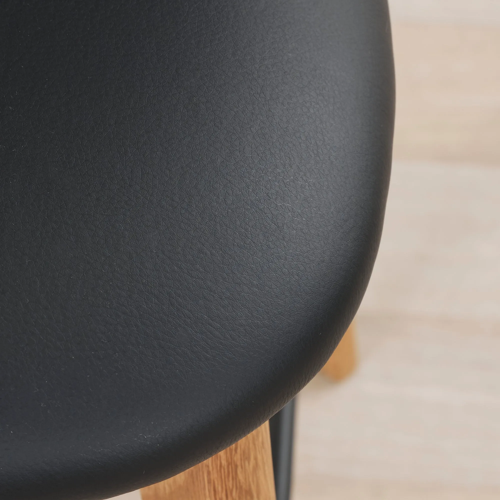 Briar Counter Stool - Oak/Black