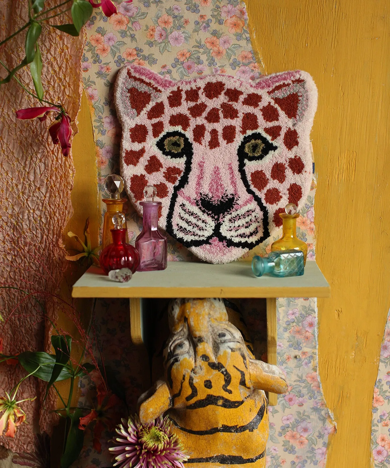 Pinky Leopard Chair Pad / Rug