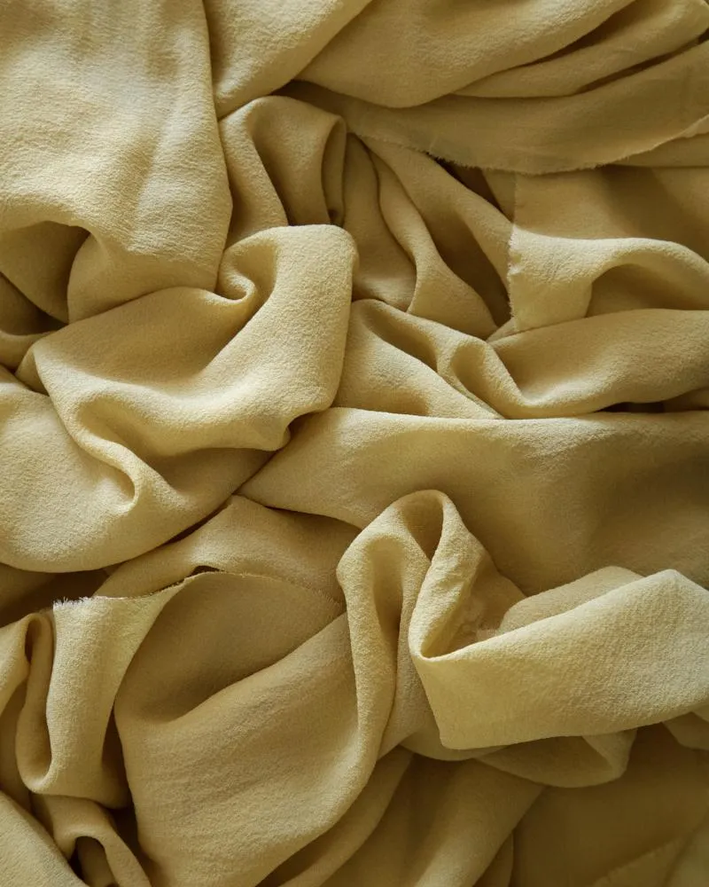 Silk Classic Textile in Honey